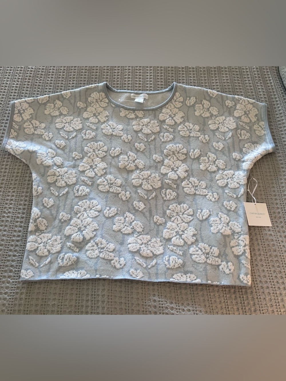 NWT Cynthia Rowley Light Blue Sweater with White Floral Sz L